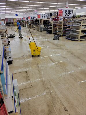 Commercial Floor Cleaning in Cleveland, OH (3)