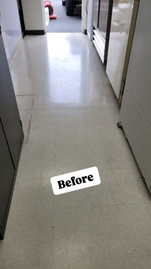 Before and After Floor Cleaning In Union City, OH (5)